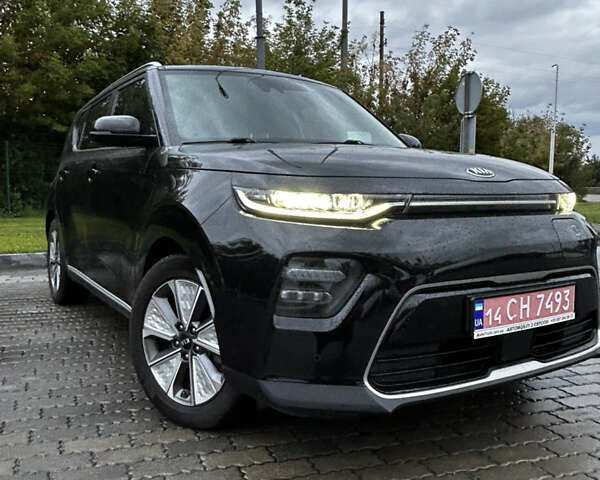 Чорний Кіа Soul EV, об'ємом двигуна 0 л та пробігом 123 тис. км за 18900 $, фото 4 на Automoto.ua