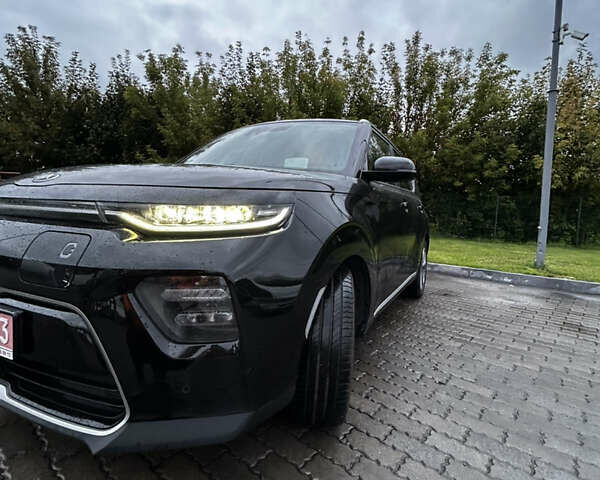 Чорний Кіа Soul EV, об'ємом двигуна 0 л та пробігом 123 тис. км за 18900 $, фото 18 на Automoto.ua