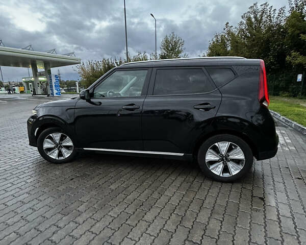 Чорний Кіа Soul EV, об'ємом двигуна 0 л та пробігом 123 тис. км за 18900 $, фото 13 на Automoto.ua
