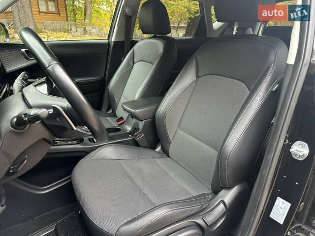 Кіа Soul EV 2020 у Дрогобичі на Automoto.ua Чорний Кіа Soul EV, об'ємом двигуна 0 л та пробігом 99 тис. км за 19200 $, фото 35 на Automoto.ua