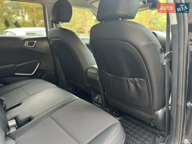 Кіа Soul EV 2020 у Дрогобичі на Automoto.ua Чорний Кіа Soul EV, об'ємом двигуна 0 л та пробігом 99 тис. км за 19200 $, фото 39 на Automoto.ua