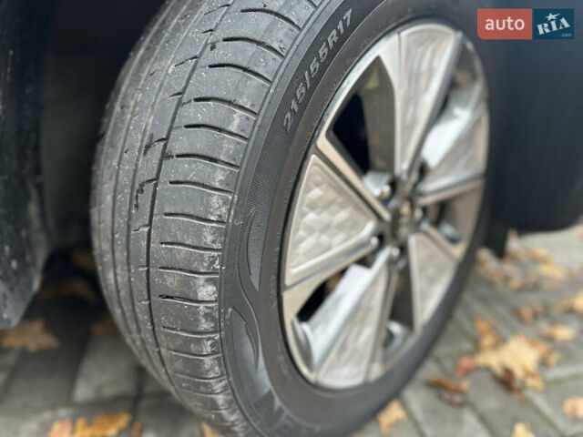 Кіа Soul EV 2020 у Дрогобичі на Automoto.ua Чорний Кіа Soul EV, об'ємом двигуна 0 л та пробігом 99 тис. км за 19200 $, фото 55 на Automoto.ua