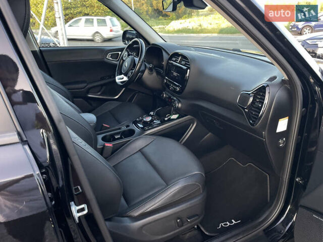 Черный Киа Soul EV, объемом двигателя 0 л и пробегом 122 тыс. км за 18000 $, фото 35 на Automoto.ua