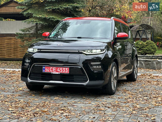 Кіа Soul EV 2020 у Дрогобичі на Automoto.ua Чорний Кіа Soul EV, об'ємом двигуна 0 л та пробігом 99 тис. км за 19200 $, фото 1 на Automoto.ua