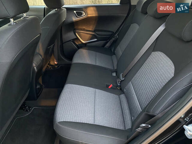 Чорний Кіа Soul EV, об'ємом двигуна 0 л та пробігом 67 тис. км за 18399 $, фото 42 на Automoto.ua