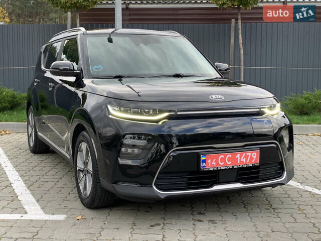 Чорний Кіа Soul EV, об'ємом двигуна 0 л та пробігом 67 тис. км за 18399 $, фото 1 на Automoto.ua