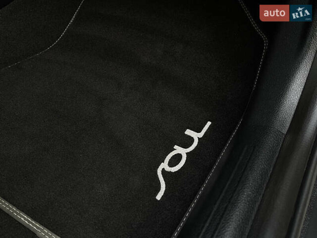 Чорний Кіа Soul EV, об'ємом двигуна 0 л та пробігом 67 тис. км за 18399 $, фото 39 на Automoto.ua