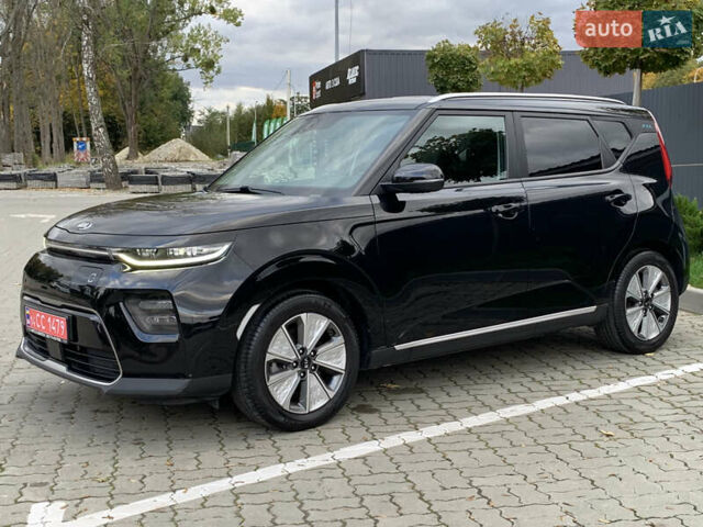 Чорний Кіа Soul EV, об'ємом двигуна 0 л та пробігом 67 тис. км за 18399 $, фото 11 на Automoto.ua