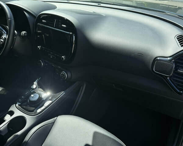 Черный Киа Soul EV, объемом двигателя 0 л и пробегом 32 тыс. км за 20900 $, фото 33 на Automoto.ua