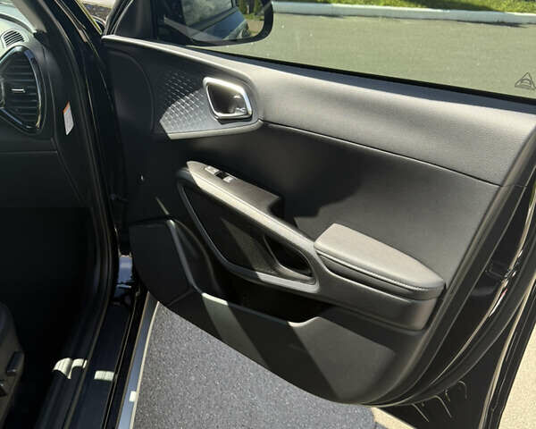 Черный Киа Soul EV, объемом двигателя 0 л и пробегом 32 тыс. км за 20900 $, фото 31 на Automoto.ua