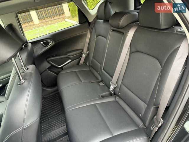 Чорний Кіа Soul EV, об'ємом двигуна 0 л та пробігом 35 тис. км за 20900 $, фото 44 на Automoto.ua