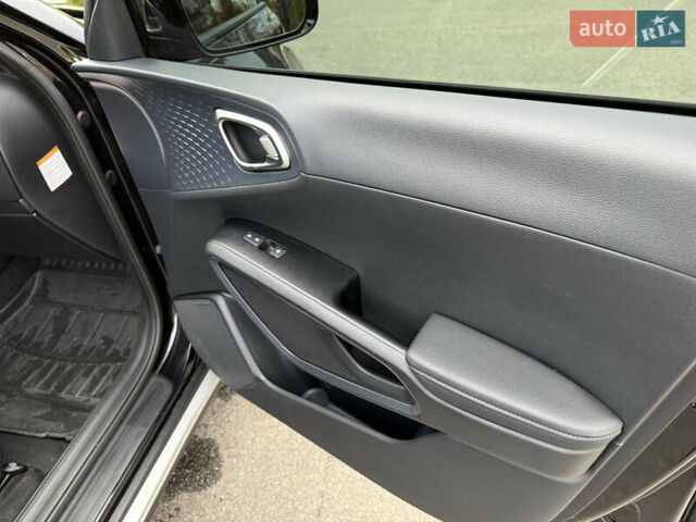 Чорний Кіа Soul EV, об'ємом двигуна 0 л та пробігом 35 тис. км за 20900 $, фото 36 на Automoto.ua