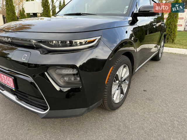 Чорний Кіа Soul EV, об'ємом двигуна 0 л та пробігом 35 тис. км за 20900 $, фото 4 на Automoto.ua