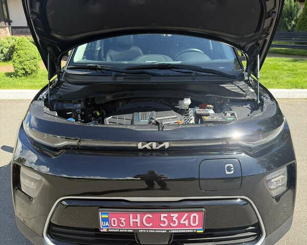 Черный Киа Soul EV, объемом двигателя 0 л и пробегом 32 тыс. км за 20900 $, фото 48 на Automoto.ua