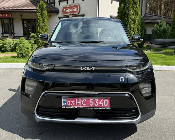 Черный Киа Soul EV, объемом двигателя 0 л и пробегом 32 тыс. км за 20900 $, фото 2 на Automoto.ua