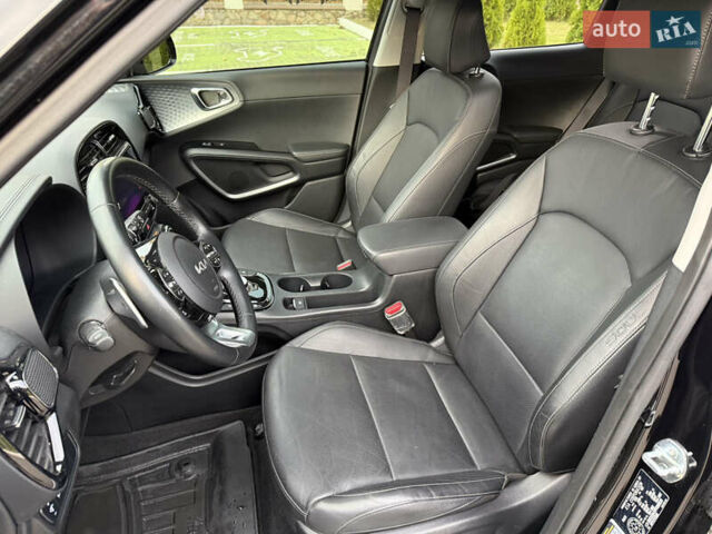 Чорний Кіа Soul EV, об'ємом двигуна 0 л та пробігом 35 тис. км за 20900 $, фото 25 на Automoto.ua