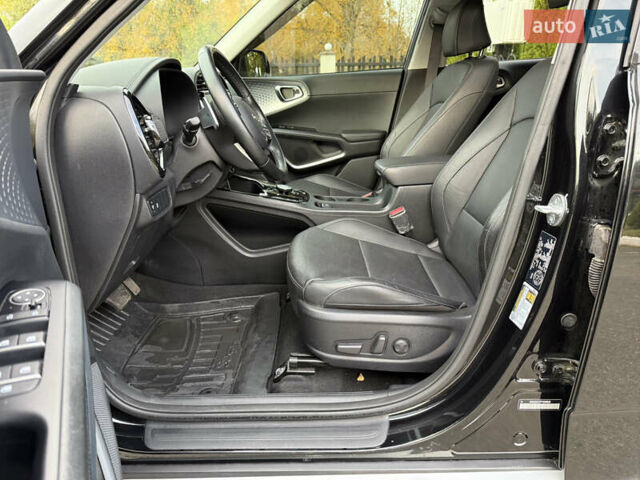 Чорний Кіа Soul EV, об'ємом двигуна 0 л та пробігом 35 тис. км за 20900 $, фото 23 на Automoto.ua