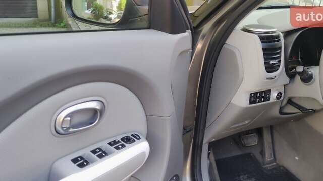 Коричневий Кіа Soul EV, об'ємом двигуна 0 л та пробігом 127 тис. км за 7000 $, фото 7 на Automoto.ua