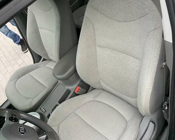 Коричневый Киа Soul EV, объемом двигателя 0 л и пробегом 120 тыс. км за 6950 $, фото 16 на Automoto.ua