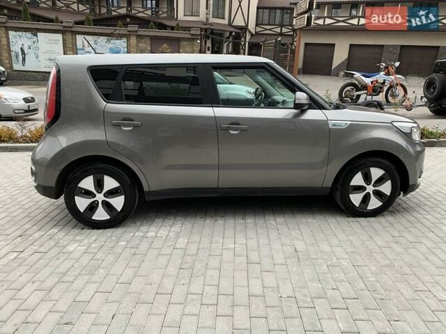 Коричневый Киа Soul EV, объемом двигателя 0 л и пробегом 120 тыс. км за 6950 $, фото 9 на Automoto.ua