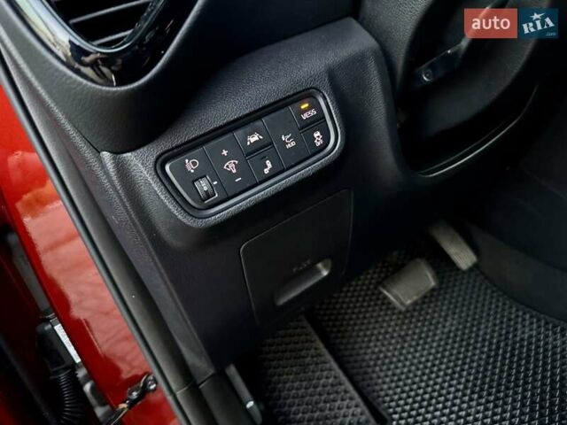 Красный Киа Soul EV, объемом двигателя 0 л и пробегом 129 тыс. км за 16750 $, фото 68 на Automoto.ua