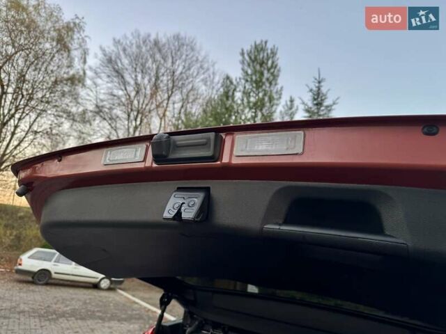 Красный Киа Soul EV, объемом двигателя 0 л и пробегом 129 тыс. км за 16750 $, фото 106 на Automoto.ua