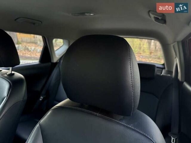 Красный Киа Soul EV, объемом двигателя 0 л и пробегом 129 тыс. км за 16750 $, фото 57 на Automoto.ua