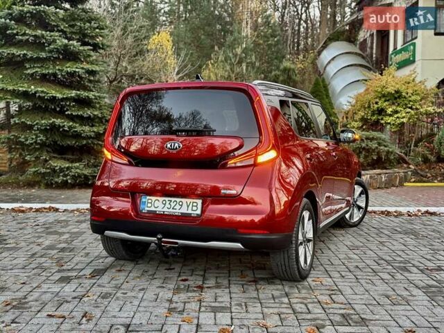 Красный Киа Soul EV, объемом двигателя 0 л и пробегом 129 тыс. км за 16750 $, фото 32 на Automoto.ua