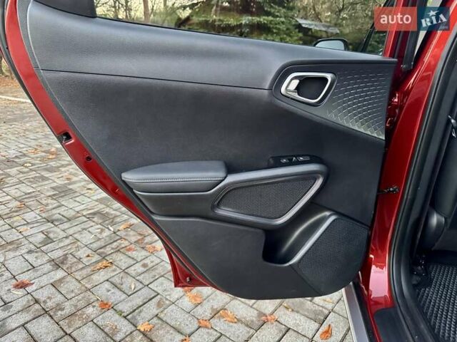 Красный Киа Soul EV, объемом двигателя 0 л и пробегом 129 тыс. км за 16750 $, фото 96 на Automoto.ua