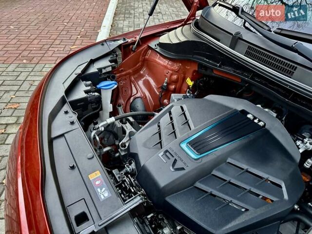 Красный Киа Soul EV, объемом двигателя 0 л и пробегом 129 тыс. км за 16750 $, фото 100 на Automoto.ua