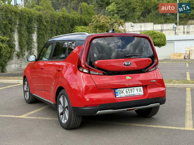 Киа Soul EV 2020 в Ровно на Automoto.ua Красный Киа Soul EV, объемом двигателя 0 л и пробегом 23 тыс. км за 19999 $, фото 21 на Automoto.ua