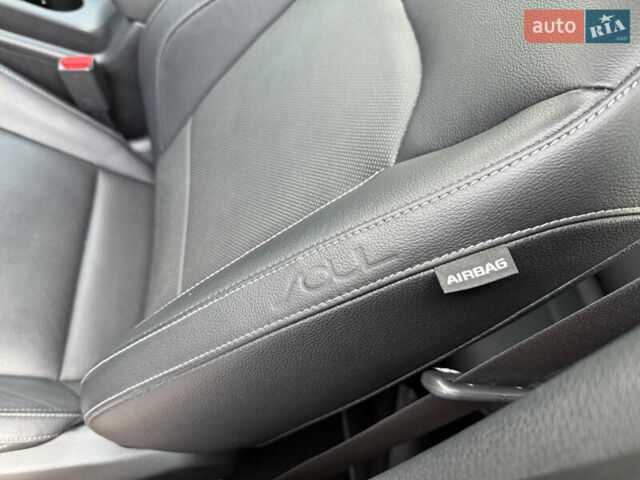 Киа Soul EV 2020 в Ровно на Automoto.ua Красный Киа Soul EV, объемом двигателя 0 л и пробегом 23 тыс. км за 19999 $, фото 46 на Automoto.ua