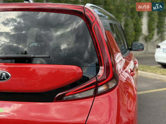 Киа Soul EV 2020 в Ровно на Automoto.ua Красный Киа Soul EV, объемом двигателя 0 л и пробегом 23 тыс. км за 19999 $, фото 30 на Automoto.ua