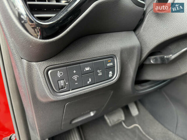 Киа Soul EV 2020 в Ровно на Automoto.ua Красный Киа Soul EV, объемом двигателя 0 л и пробегом 23 тыс. км за 19999 $, фото 43 на Automoto.ua