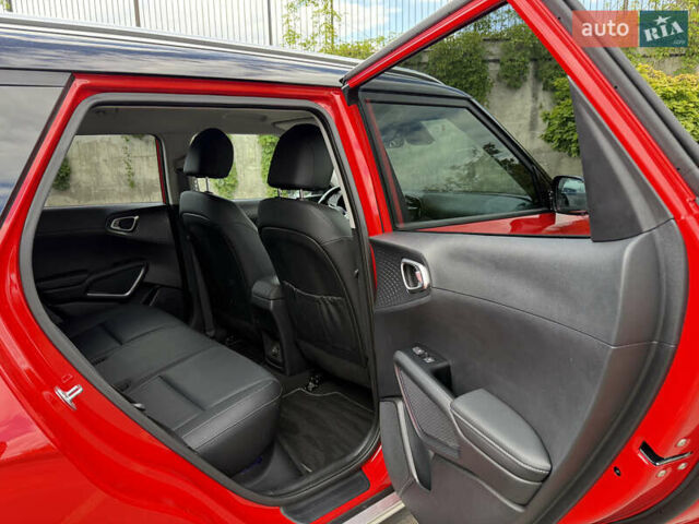 Киа Soul EV 2020 в Ровно на Automoto.ua Красный Киа Soul EV, объемом двигателя 0 л и пробегом 23 тыс. км за 19999 $, фото 75 на Automoto.ua