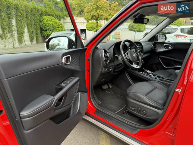 Киа Soul EV 2020 в Ровно на Automoto.ua Красный Киа Soul EV, объемом двигателя 0 л и пробегом 23 тыс. км за 19999 $, фото 33 на Automoto.ua
