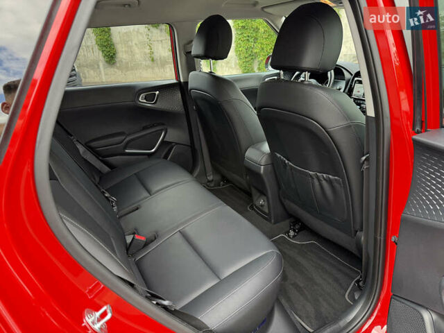 Киа Soul EV 2020 в Ровно на Automoto.ua Красный Киа Soul EV, объемом двигателя 0 л и пробегом 23 тыс. км за 19999 $, фото 79 на Automoto.ua