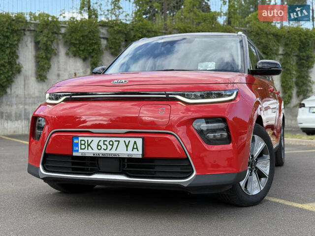 Киа Soul EV 2020 в Ровно на Automoto.ua Красный Киа Soul EV, объемом двигателя 0 л и пробегом 23 тыс. км за 19999 $, фото 6 на Automoto.ua