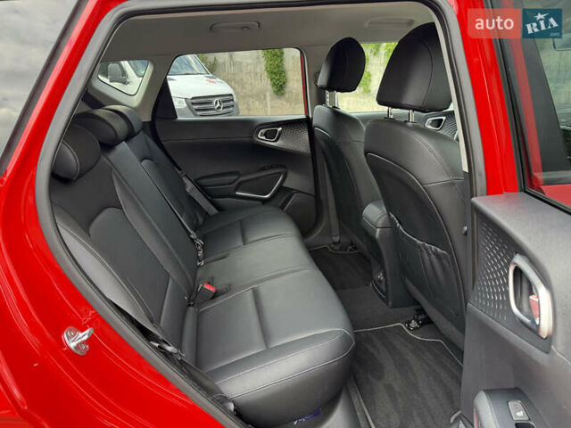 Киа Soul EV 2020 в Ровно на Automoto.ua Красный Киа Soul EV, объемом двигателя 0 л и пробегом 23 тыс. км за 19999 $, фото 77 на Automoto.ua