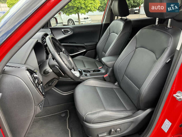 Киа Soul EV 2020 в Ровно на Automoto.ua Красный Киа Soul EV, объемом двигателя 0 л и пробегом 23 тыс. км за 19999 $, фото 47 на Automoto.ua
