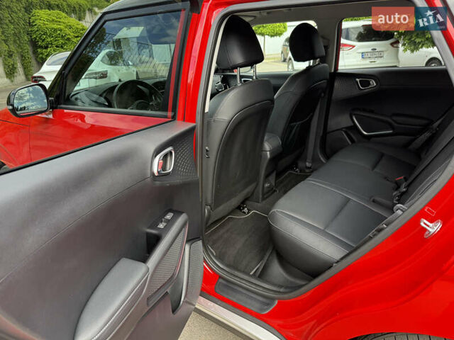 Киа Soul EV 2020 в Ровно на Automoto.ua Красный Киа Soul EV, объемом двигателя 0 л и пробегом 23 тыс. км за 19999 $, фото 64 на Automoto.ua