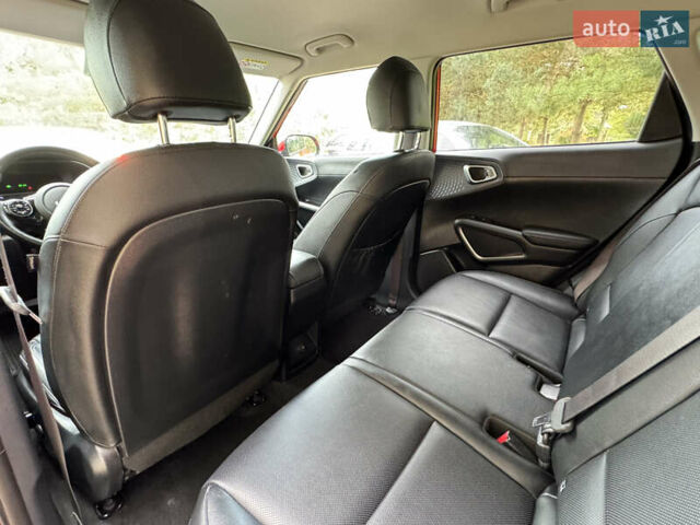 Червоний Кіа Soul EV, об'ємом двигуна 0 л та пробігом 40 тис. км за 21900 $, фото 26 на Automoto.ua