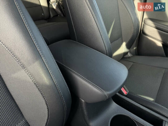 Красный Киа Soul EV, объемом двигателя 0 л и пробегом 120 тыс. км за 17500 $, фото 25 на Automoto.ua