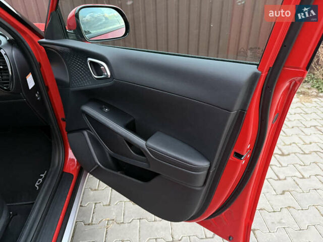 Красный Киа Soul EV, объемом двигателя 0 л и пробегом 120 тыс. км за 17500 $, фото 32 на Automoto.ua
