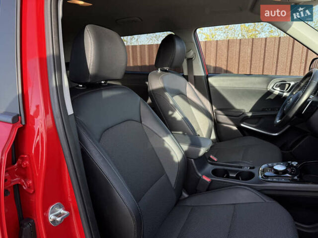 Красный Киа Soul EV, объемом двигателя 0 л и пробегом 120 тыс. км за 17500 $, фото 23 на Automoto.ua
