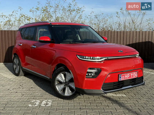 Красный Киа Soul EV, объемом двигателя 0 л и пробегом 120 тыс. км за 17500 $, фото 4 на Automoto.ua