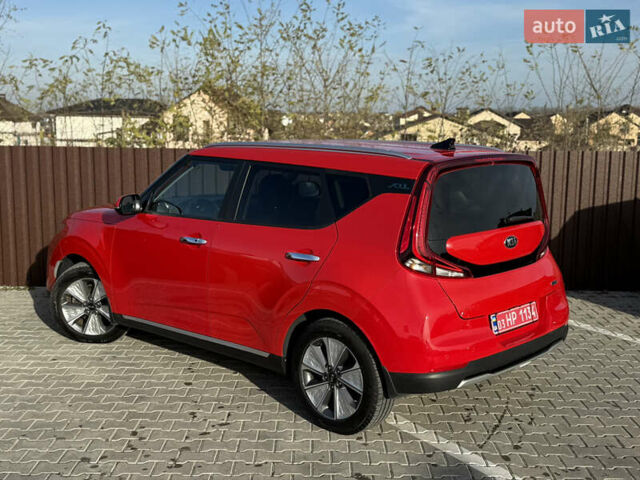 Красный Киа Soul EV, объемом двигателя 0 л и пробегом 120 тыс. км за 17500 $, фото 18 на Automoto.ua