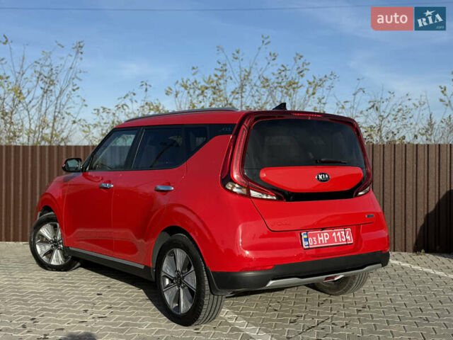 Красный Киа Soul EV, объемом двигателя 0 л и пробегом 120 тыс. км за 17500 $, фото 15 на Automoto.ua