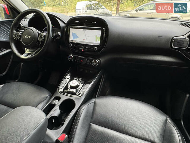 Червоний Кіа Soul EV, об'ємом двигуна 0 л та пробігом 40 тис. км за 21990 $, фото 19 на Automoto.ua