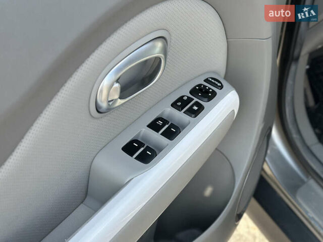 Киа Soul EV, объемом двигателя 0 л и пробегом 152 тыс. км за 6500 $, фото 23 на Automoto.ua